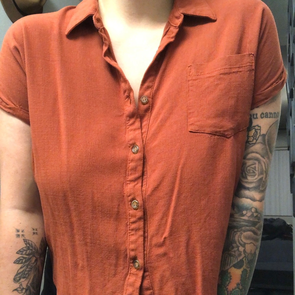 Rust Collared Button Up Cropped Blouse